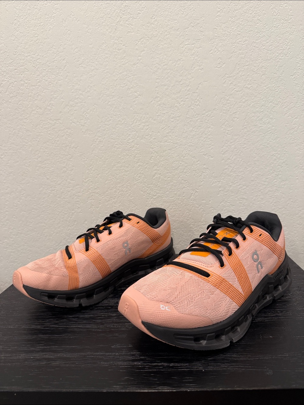 On Cloud Running Women's Size 11 Peach Orange Cloudtec Trainer W11 Workout Shoes - Picture 5 of 11